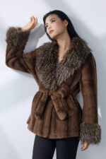Redden fur jacket - Image 8